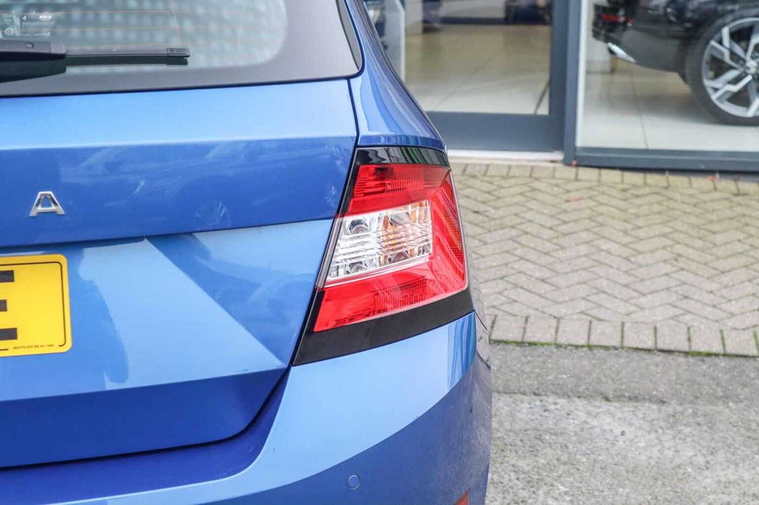 SKODA FABIA TSI Colour Edition