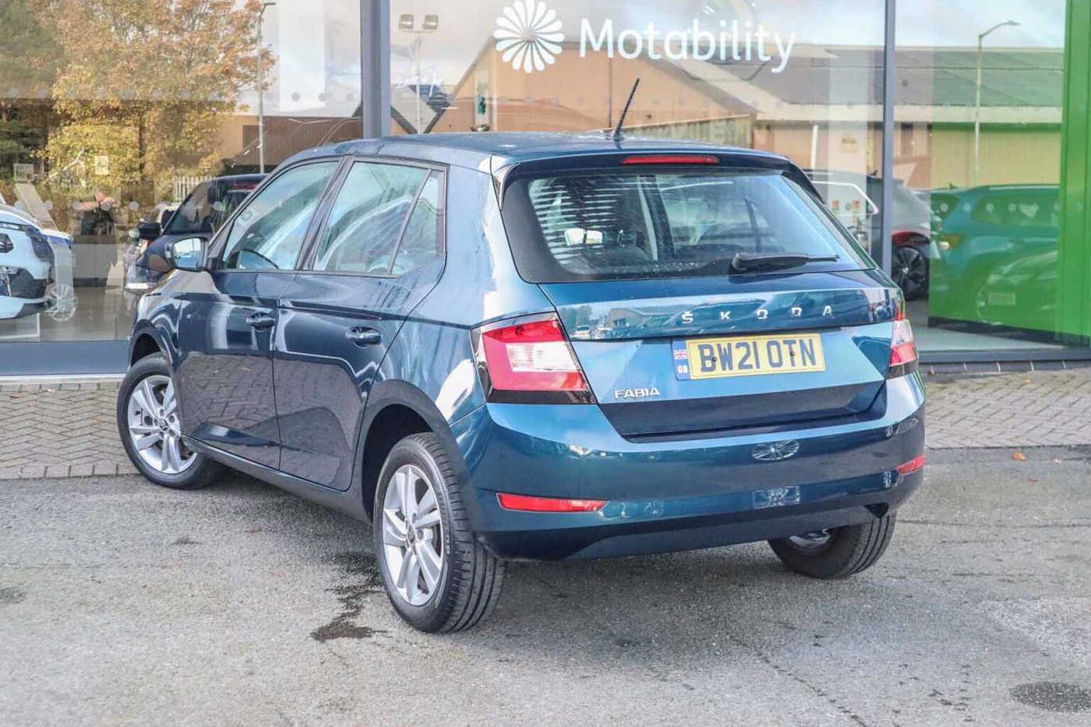 SKODA FABIA TSI DSG SE