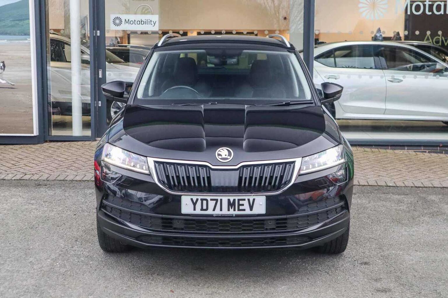 SKODA KAROQ TSI SE L