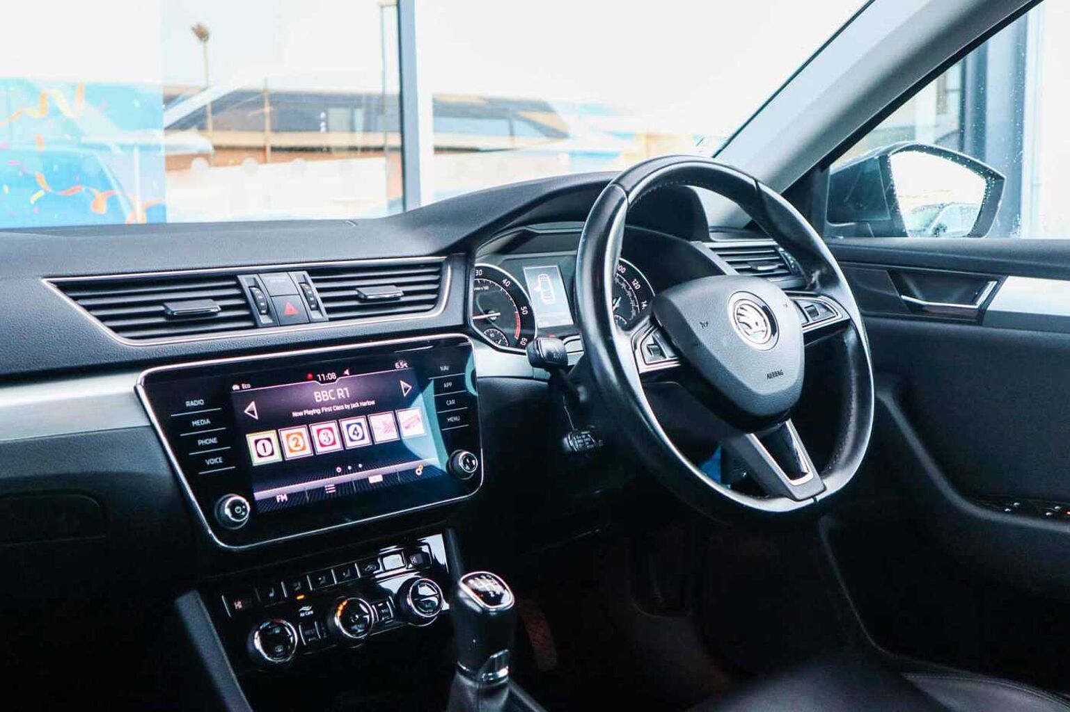 SKODA SUPERB TDI CR SE Technology