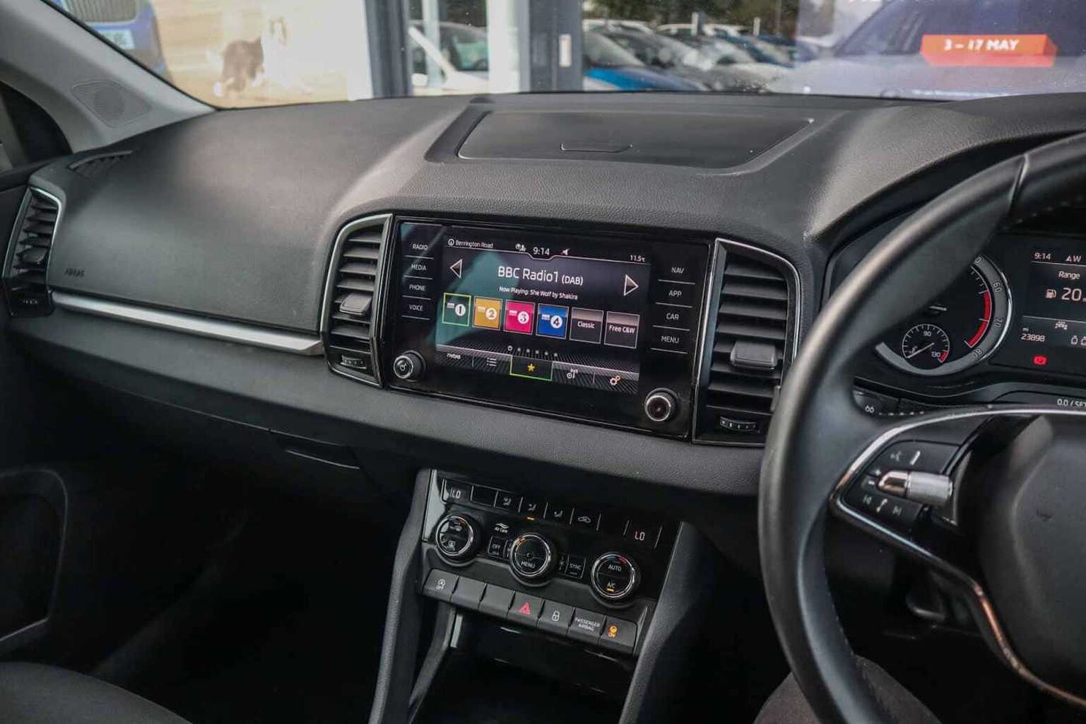 SKODA Karoq 1.0 TSI SE Drive SUV 5dr Petrol Manual Euro 6 (s/s) (110 ps)