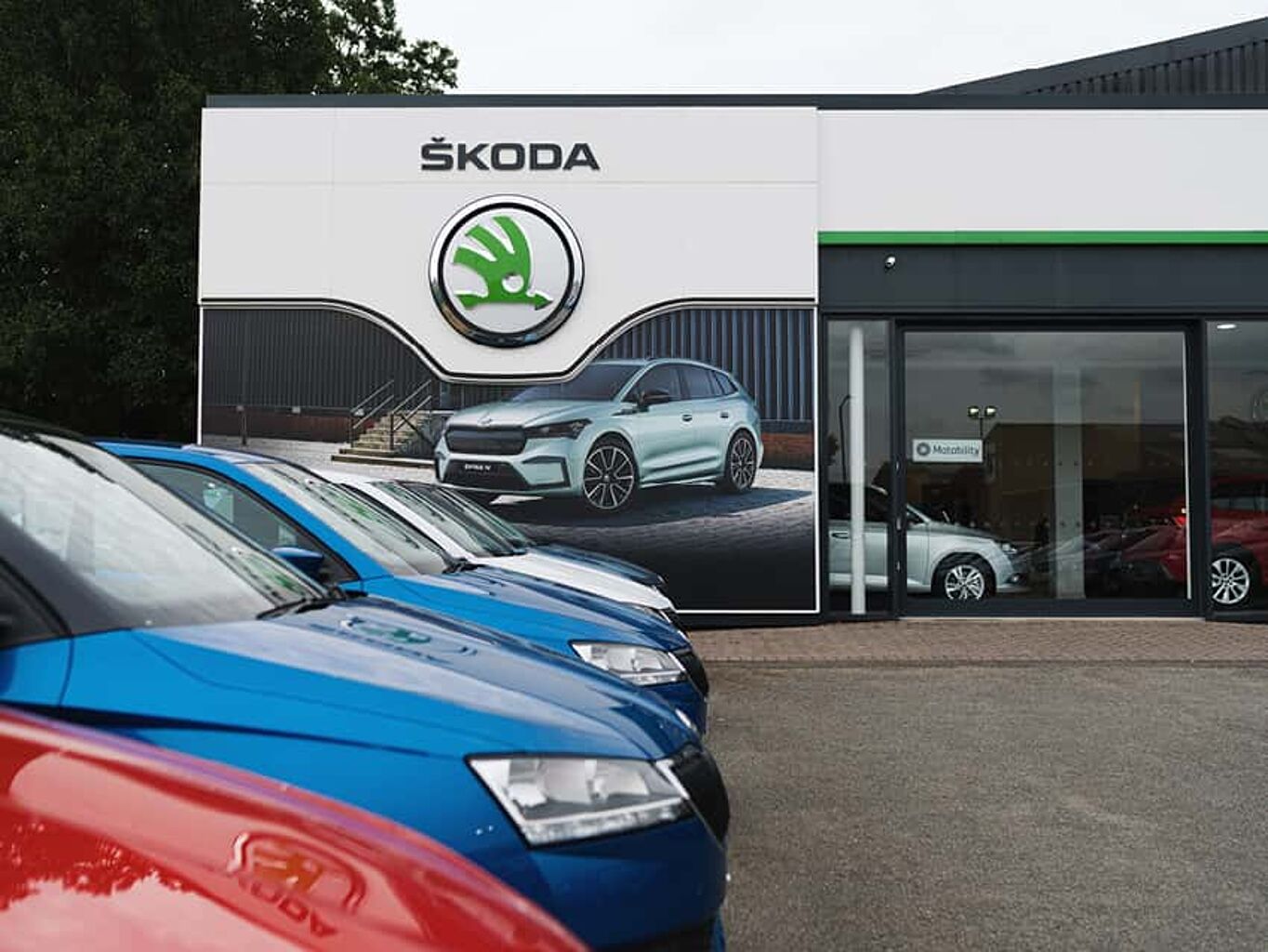 SKODA Karoq 1.0 TSI SE Drive SUV 5dr Petrol Manual Euro 6 (s/s) (110 ps)
