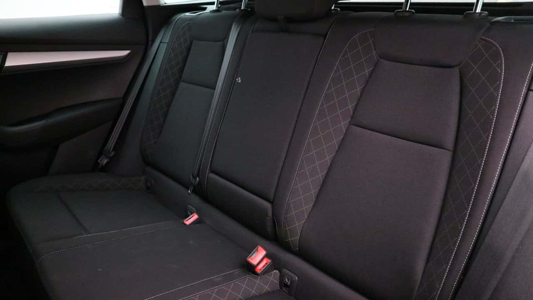 SKODA Karoq 1.0 TSI SE SUV 5dr Petrol Manual Euro 6 (s/s) (116 ps)