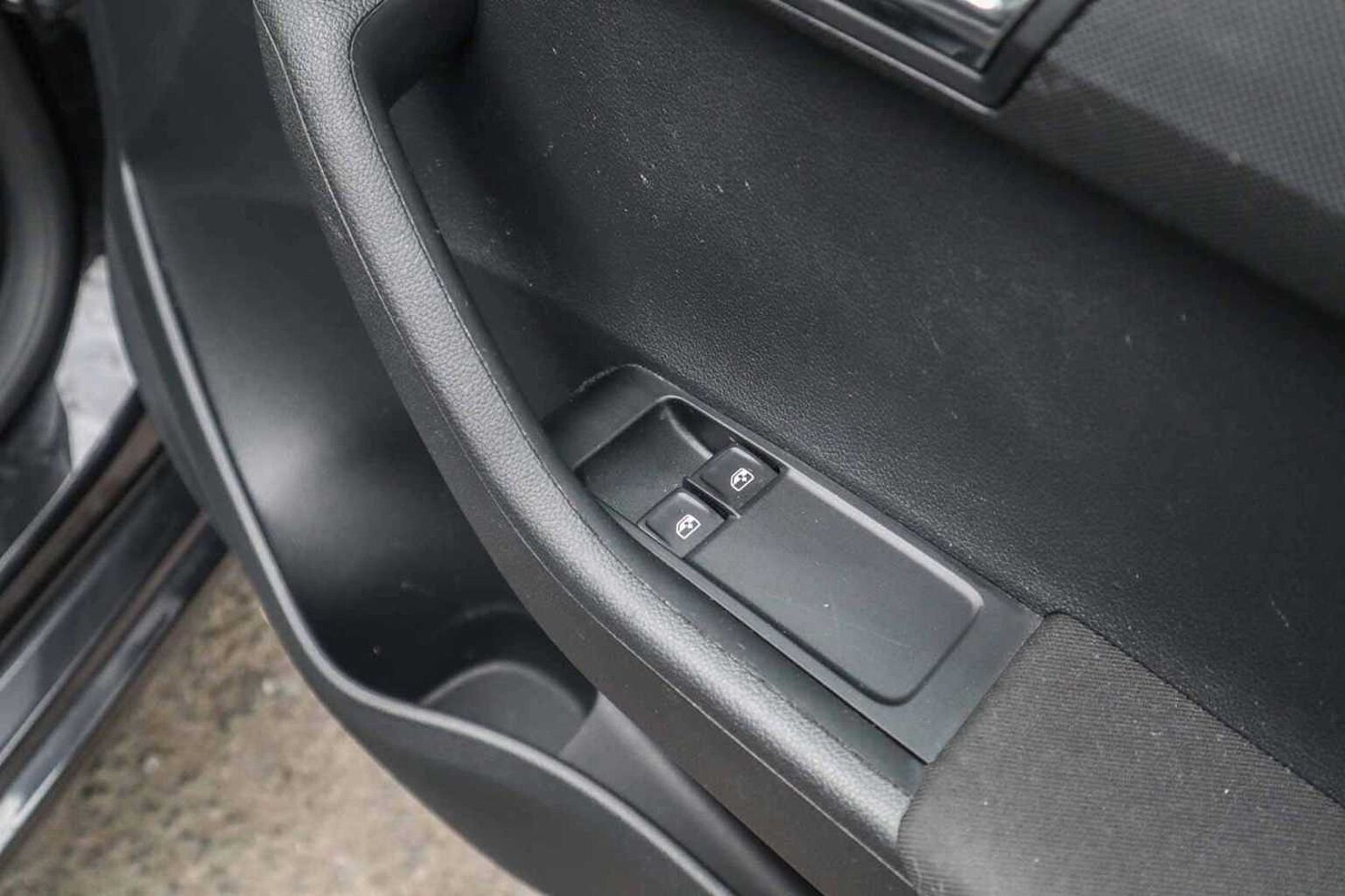 SKODA Fabia 1.0 Colour Edition Hatchback 5dr Petrol Manual Euro 6 (s/s) (60 ps)