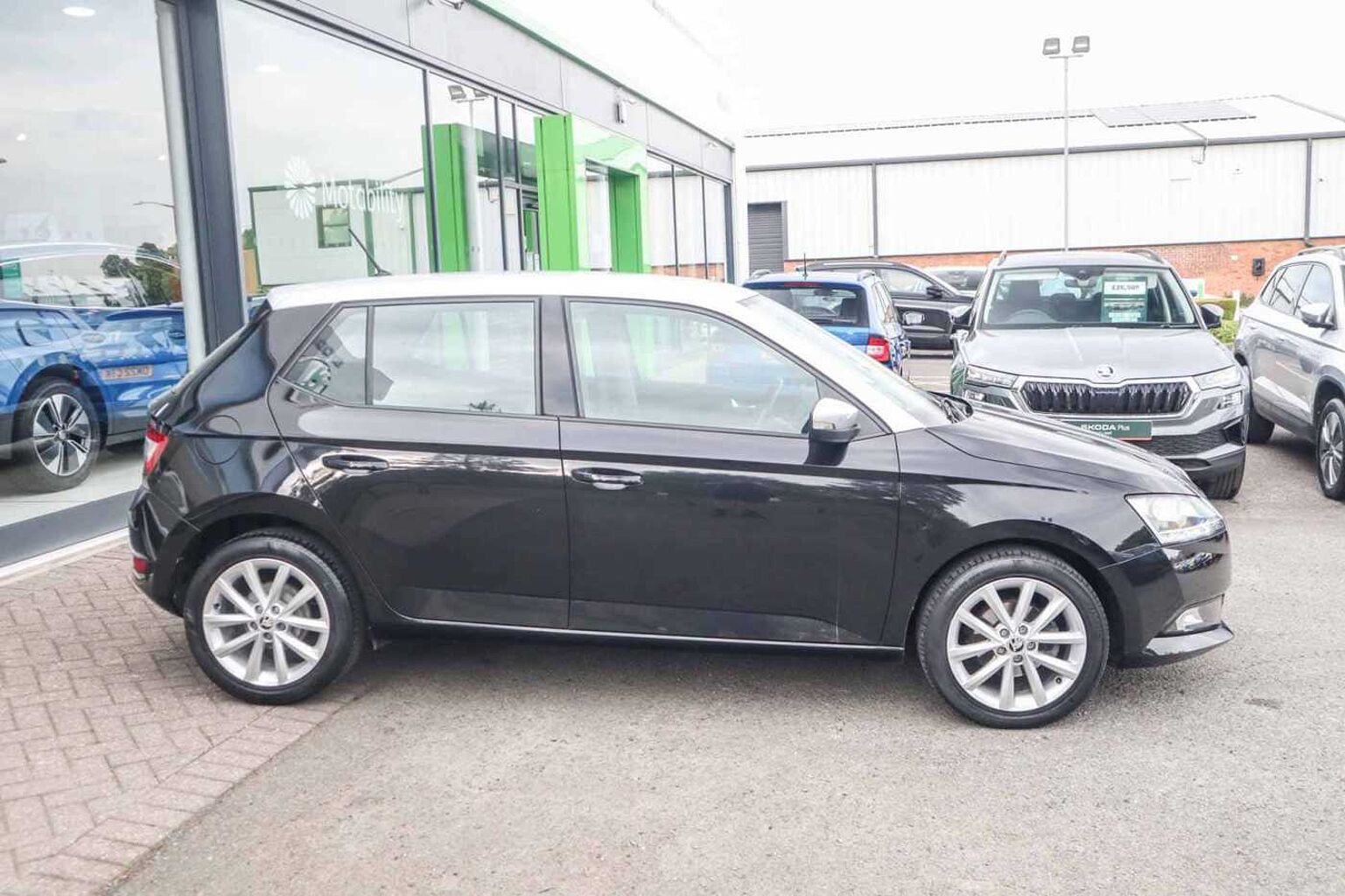 SKODA Fabia 1.0 Colour Edition Hatchback 5dr Petrol Manual Euro 6 (s/s) (60 ps)