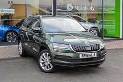 Find A Used Green ŠKODA KAROQ TSI DSG SE L in Leamington Spa : ŠKODA UK ...